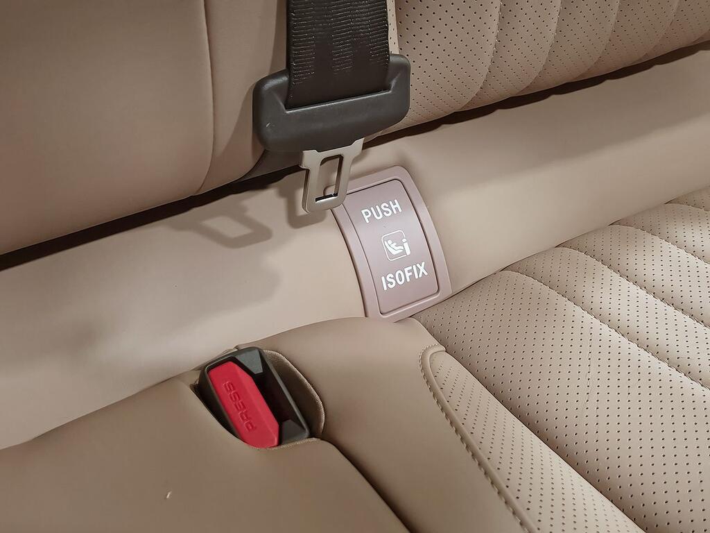 Ebro S900 PHEV 1.5 TGDI 3DHT 4X4 Luxury 32