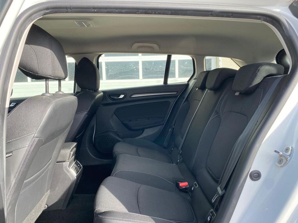 Renault Megane S.T. Business Blue dCi 85 kW (115CV) 9