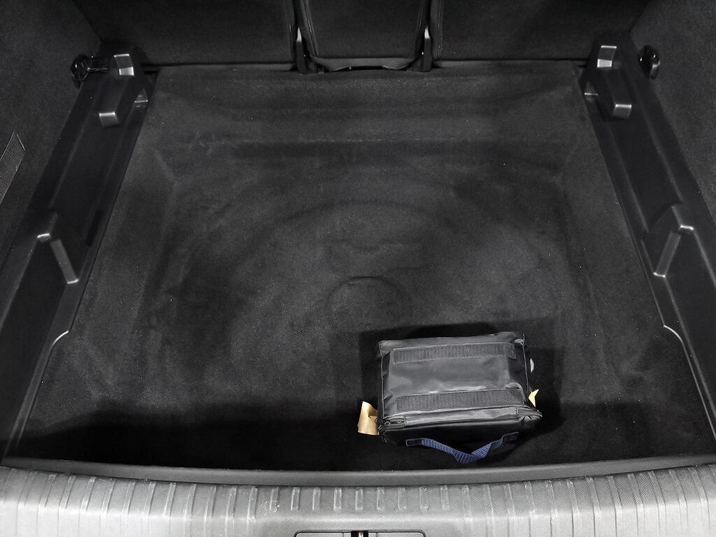 Peugeot 3008 Hybrid 1.2 100KW Allure eDCS6 38