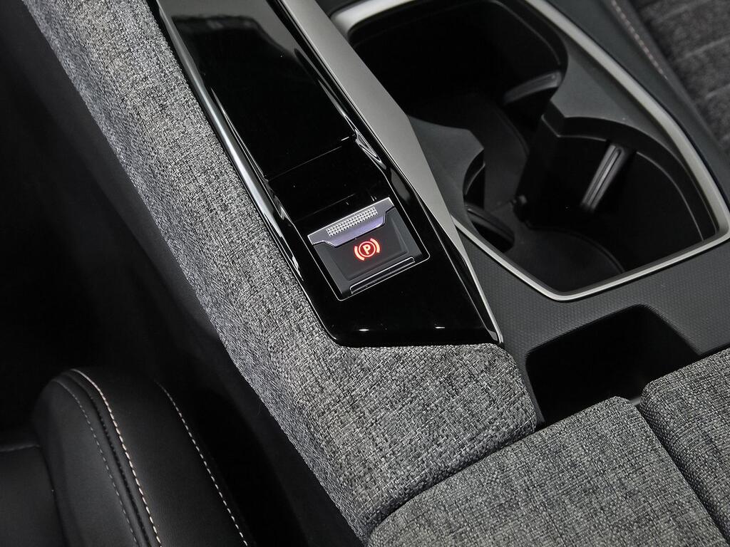 Peugeot 3008 Hybrid 1.2 100KW Allure eDCS6 34