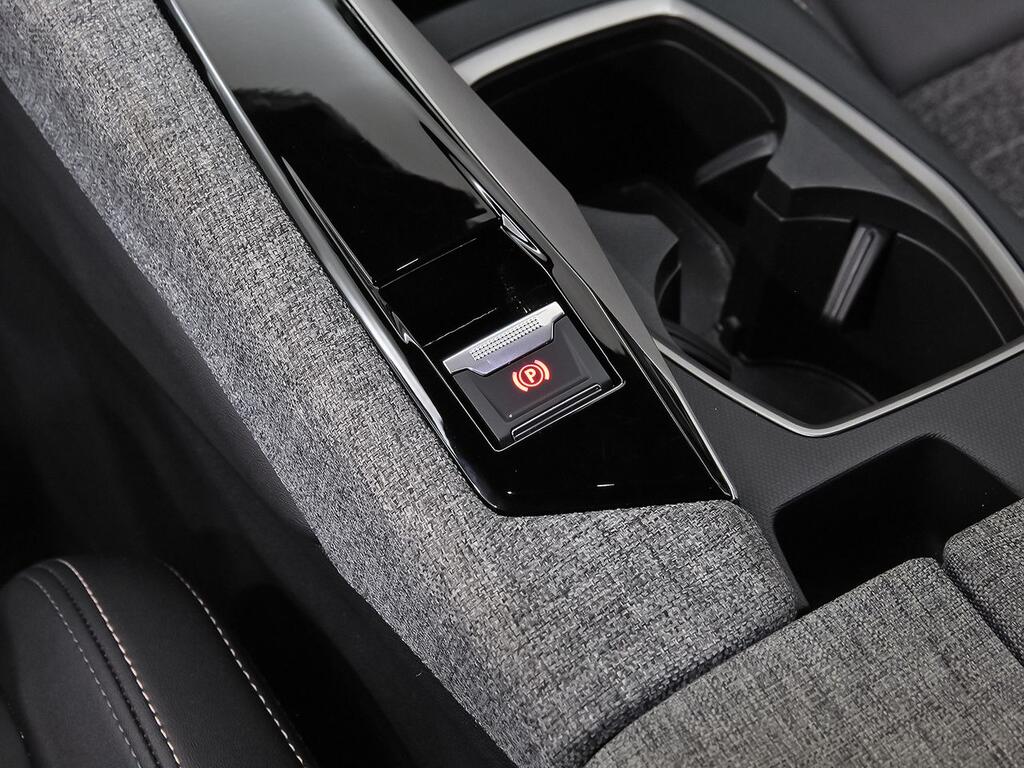 Peugeot 5008 1.2 107KW Allure eDCS6 35