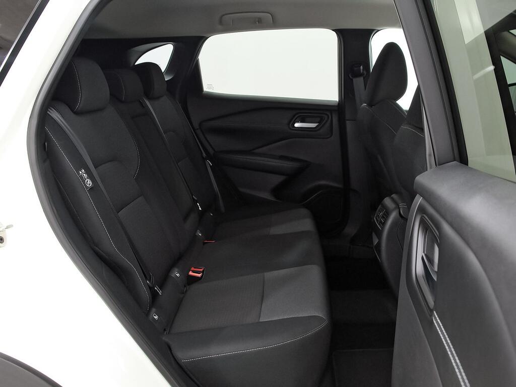 Nissan Qashqai DIG-T 103kW N-Connecta 8