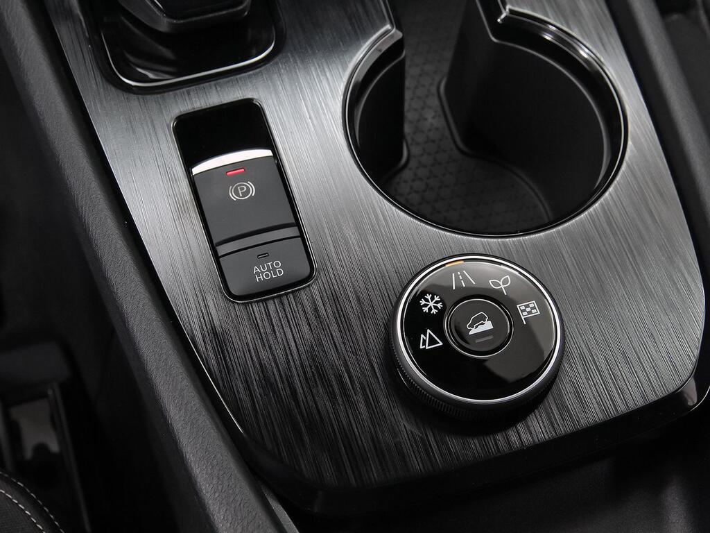 Nissan X-Trail 5pl 1.5 e-4ORCE 158kW 4x4 A/T Acenta 30