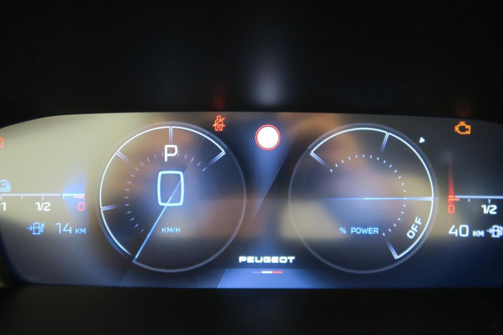 Peugeot 308 5P Active Hybrid 180 eEAT8 11