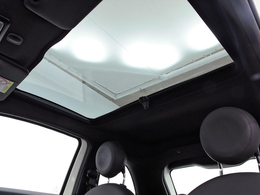 Fiat 500 Sport 1.0 Hybrid 51KW (70 CV) 28