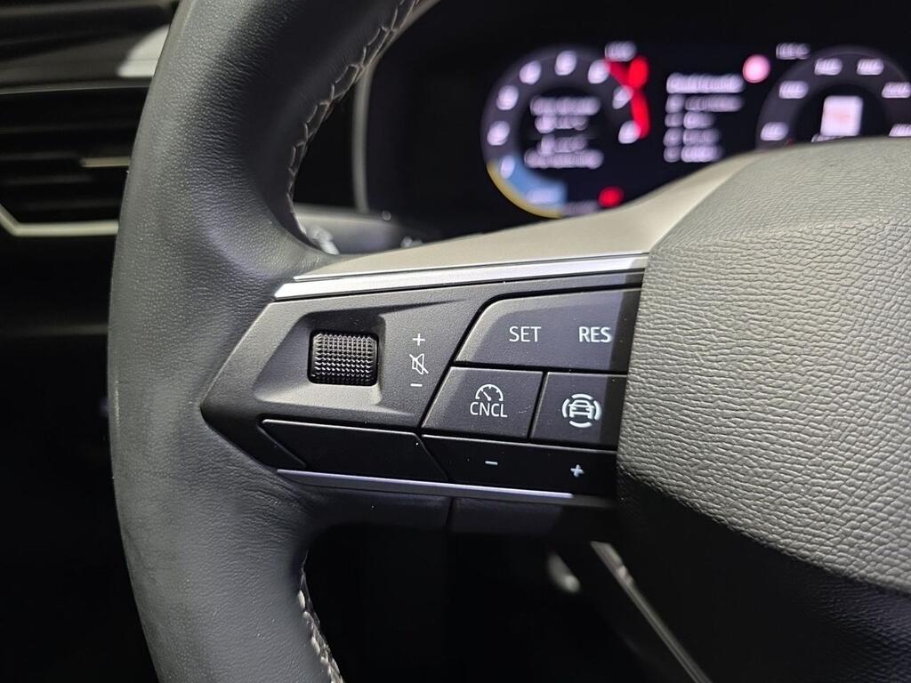 Seat Leon 1.5 TSI 85kW S&S Style 25 Aniversario 9