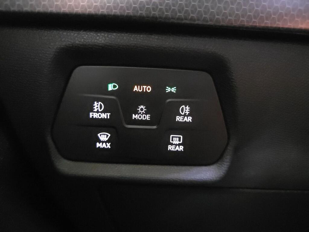 Seat Leon 1.5 TSI 85kW S&S Style 25 Aniversario 20