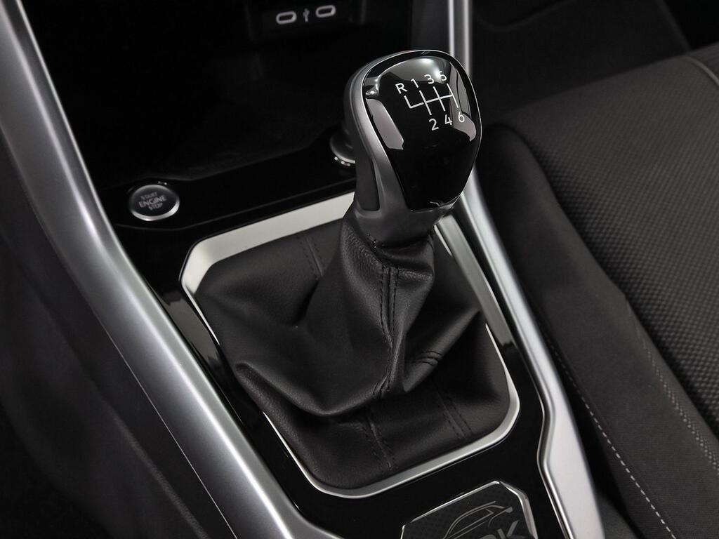 Volkswagen T-Roc ″Más″ 1.0 TSI 85kW (115CV) 31