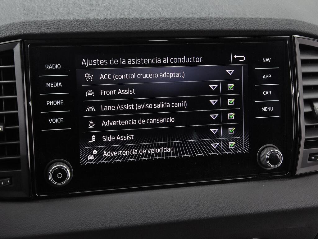 Skoda Karoq 1.5 TSI 110kW (150CV) DSG ACT Sportline 25