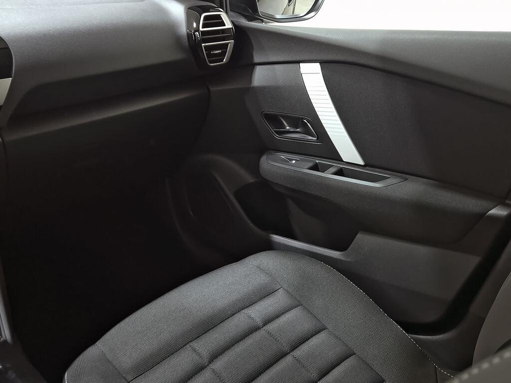 Citroën C4 Hybrid 145 ë-DCS6 Plus 29