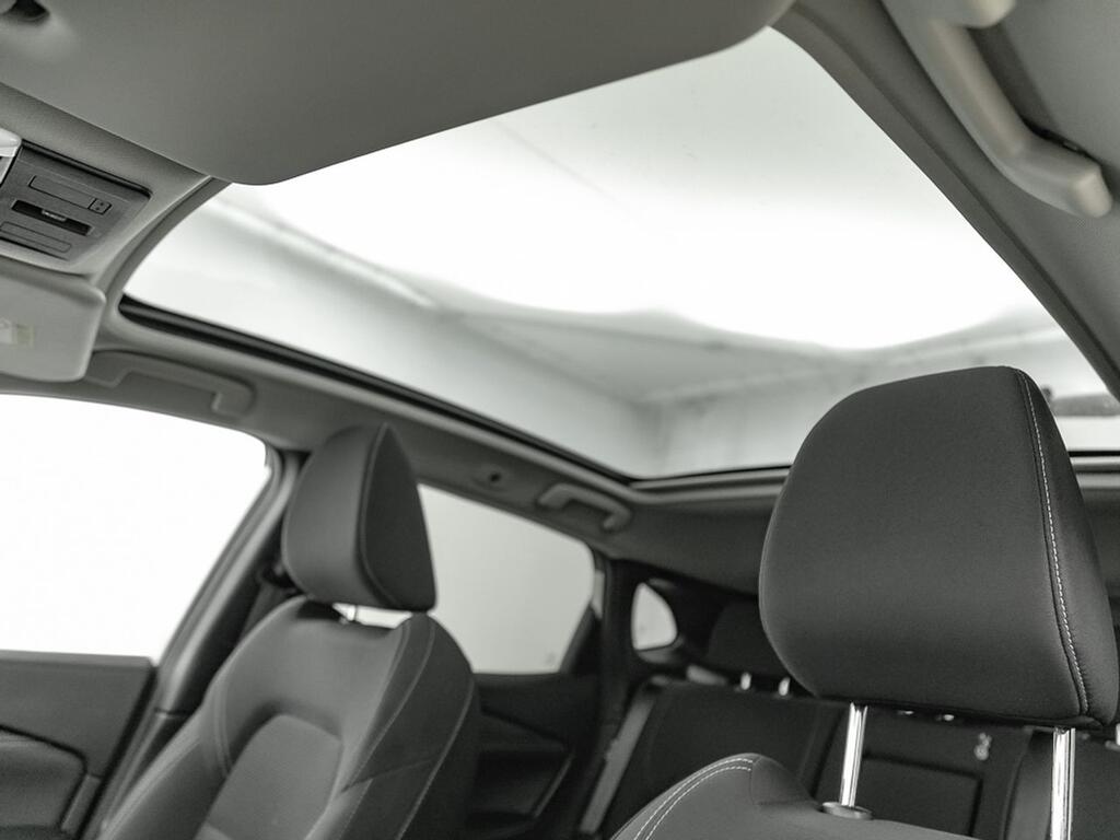 Nissan Qashqai DIG-T 103kW (140CV) mHEV 4x2 Acenta 26