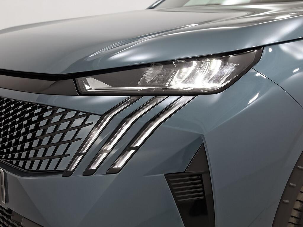 Peugeot 5008 1.2 100KW Allure eDCS6 37