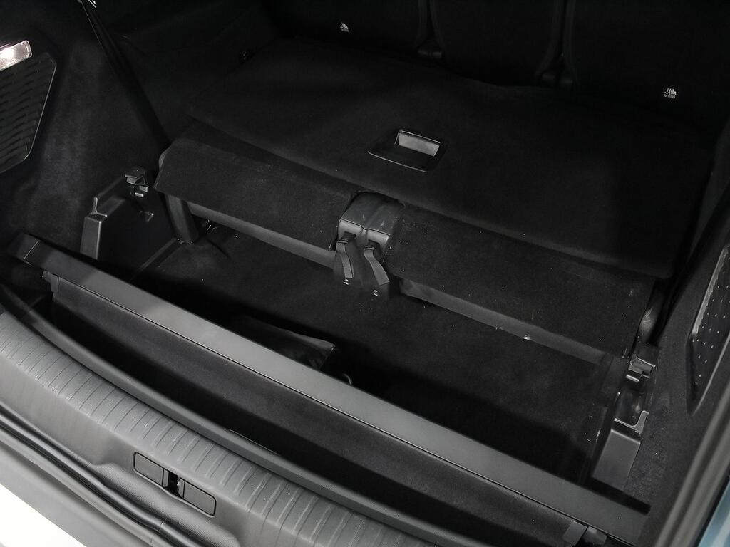 Peugeot 5008 1.2 100KW Allure eDCS6 40